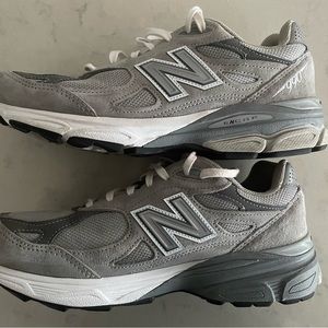 MADE in USA New Balance 990v3 Core